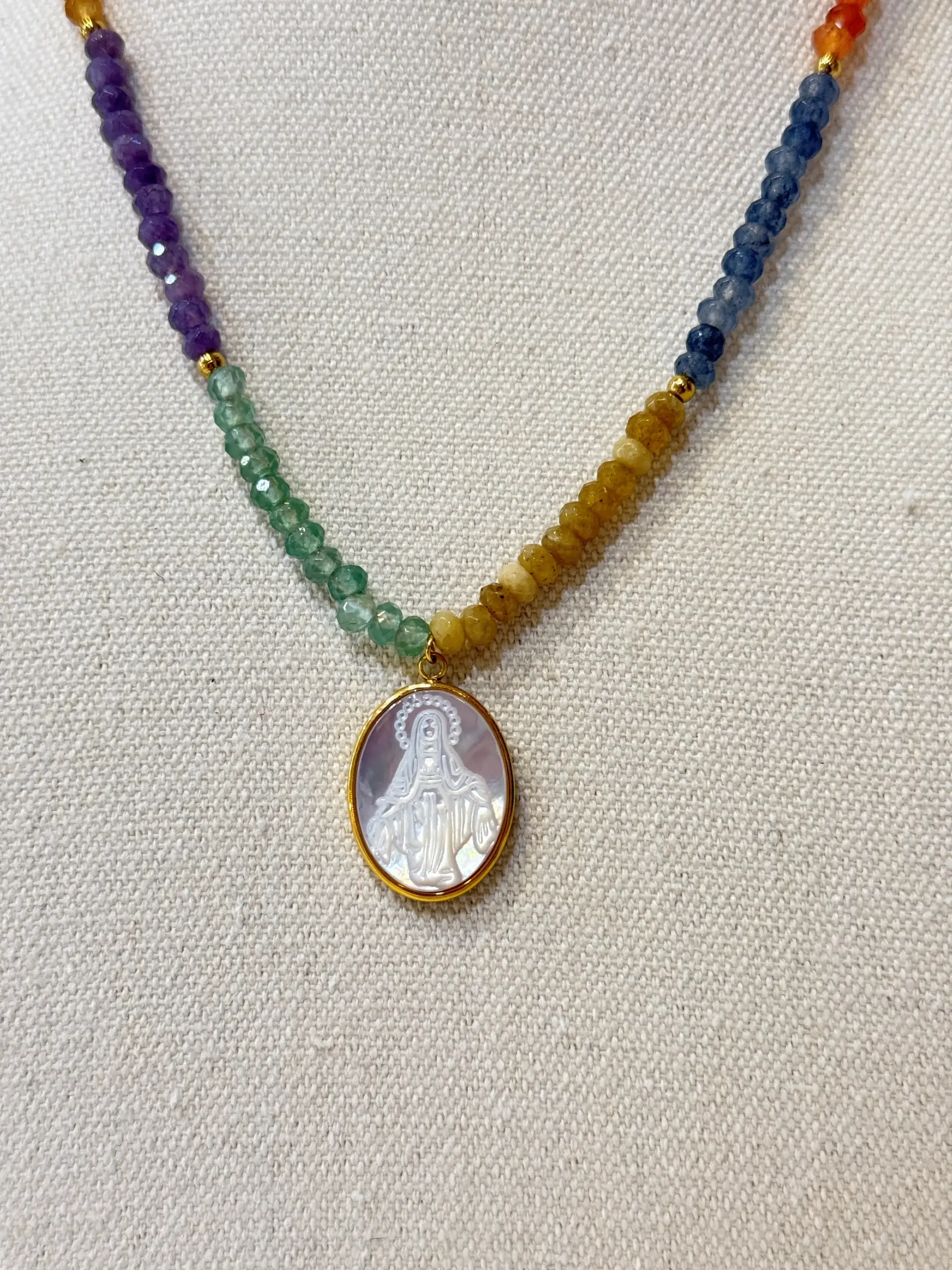 Medalla Milagrosa Colores visión ampliada