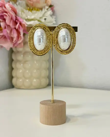 Pendientes Ovalados Dorados con Centro Perlado